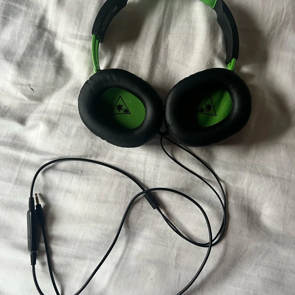 Turtle Beach Recon 50X Wired Gaming Headset - Black and Green